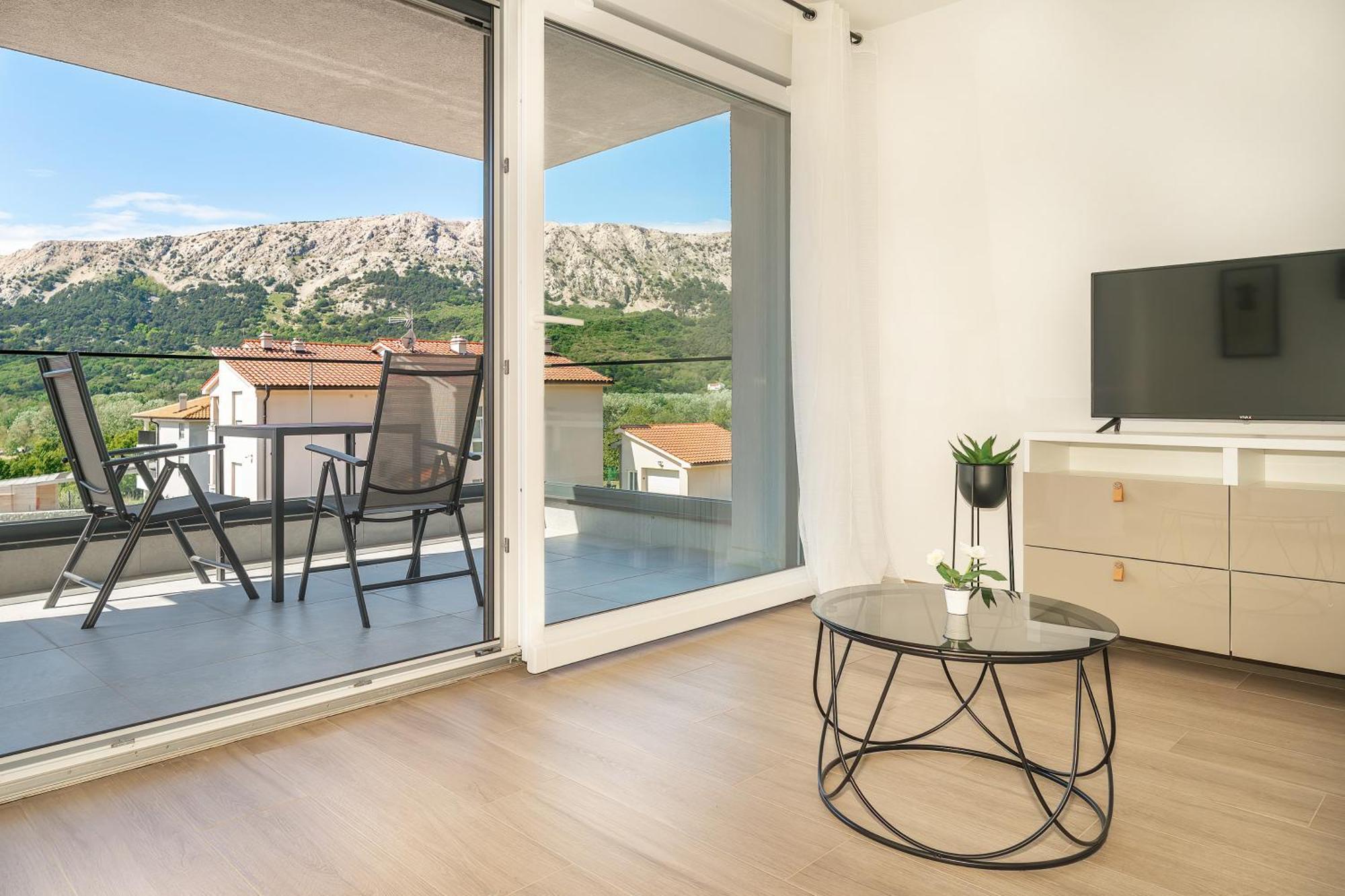 Poolside Apartments Anabella バスカ エクステリア 写真