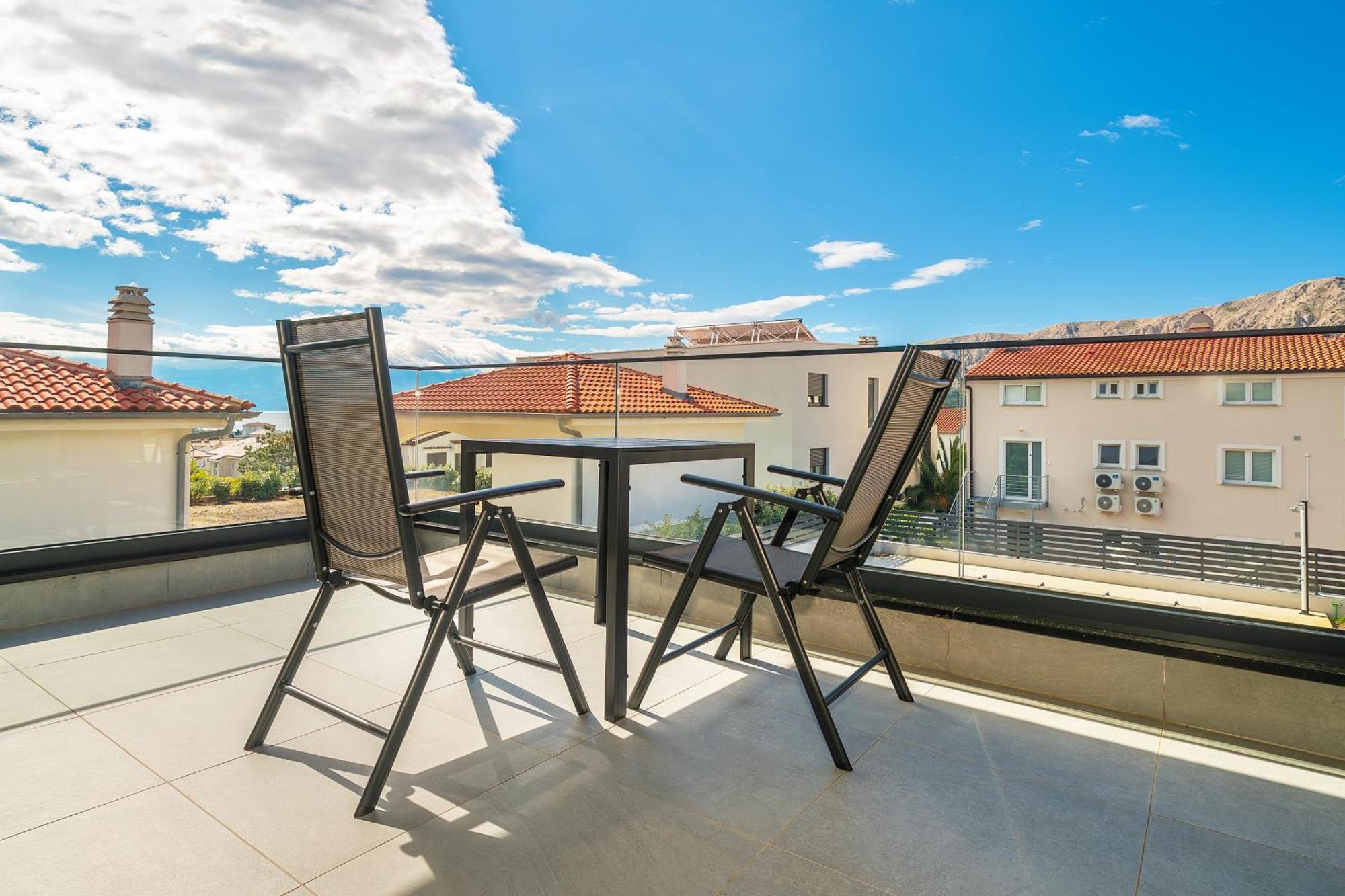 Poolside Apartments Anabella バスカ エクステリア 写真